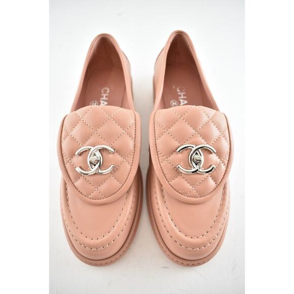 Chanel 21B Pink Silver Quilted Flap Turnlock CC Logo Mule Slip Flat Loafer 38.5 - Picture 1 of 11